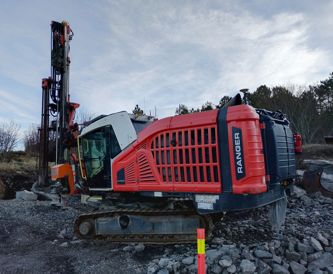 Sandvik DX800i - אסדת קידוח: תמונה 2 Sandvik DX800i - אסדת קידוח: תמונה 2