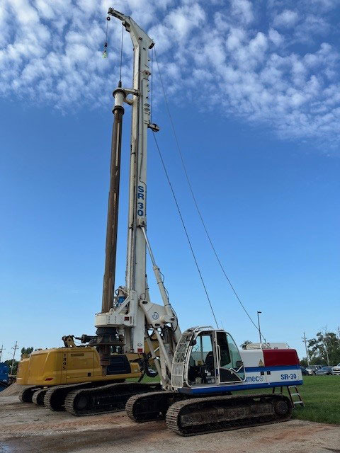 Soilmec SR-30 - נהג קורה: תמונה 1 Soilmec SR-30 - נהג קורה: תמונה 1