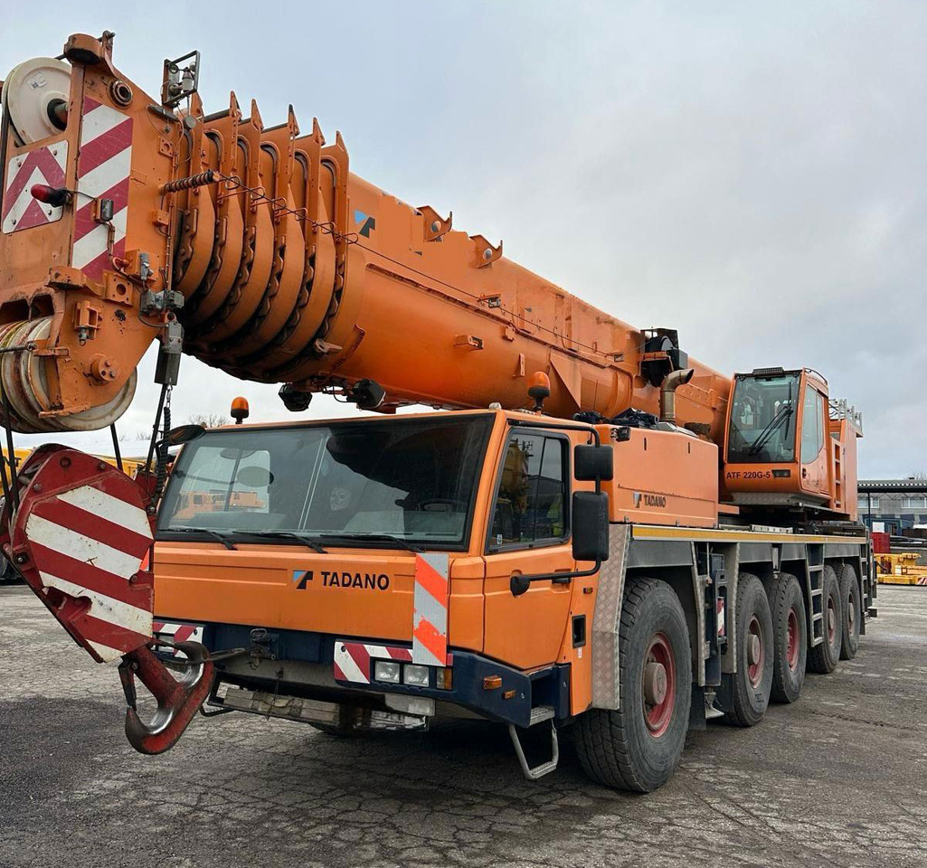 Tadano Faun ATF 220G-5 - עגורן נייד: תמונה 2 Tadano Faun ATF 220G-5 - עגורן נייד: תמונה 2