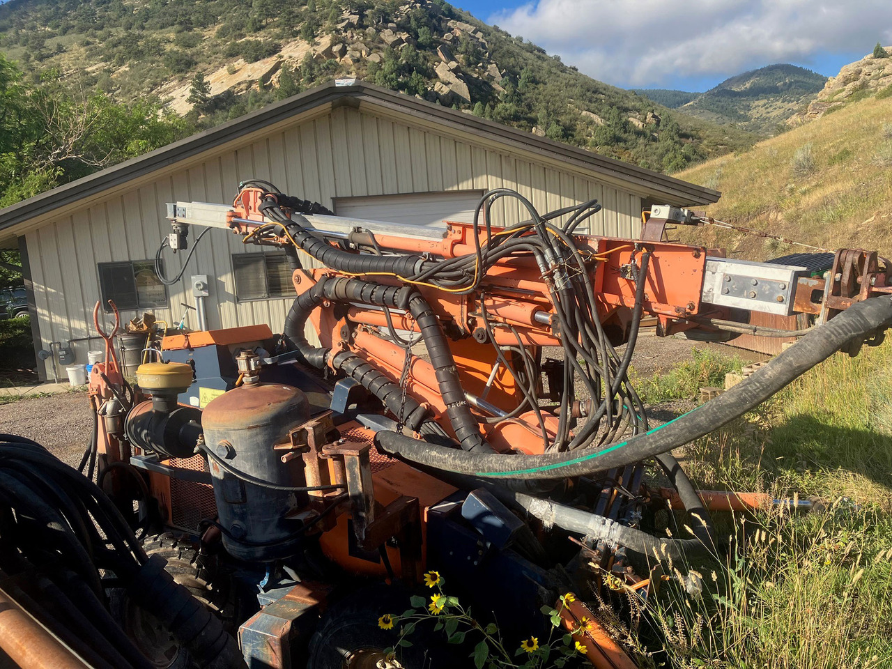 Tamrock Commando 300 - אסדת קידוח: תמונה 4 Tamrock Commando 300 - אסדת קידוח: תמונה 4