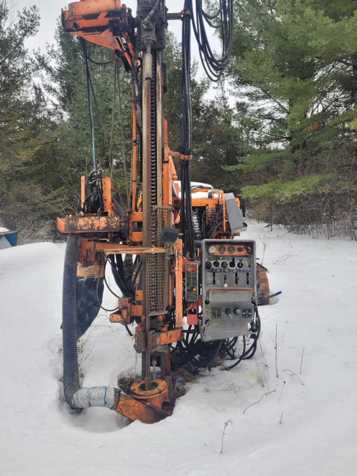 Tamrock Ranger 700 - אסדת קידוח: תמונה 4 Tamrock Ranger 700 - אסדת קידוח: תמונה 4