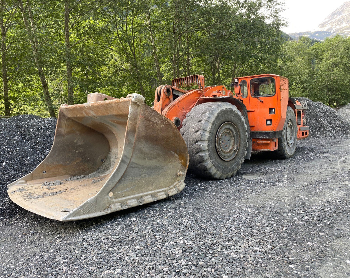 Tamrock Toro 0010 - מכונת כרייה: תמונה 3 Tamrock Toro 0010 - מכונת כרייה: תמונה 3