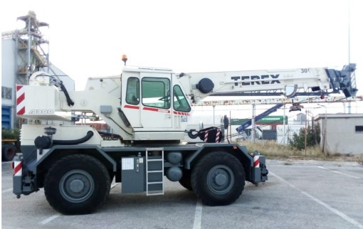 Terex A300 - עגורן נייד: תמונה 1 Terex A300 - עגורן נייד: תמונה 1
