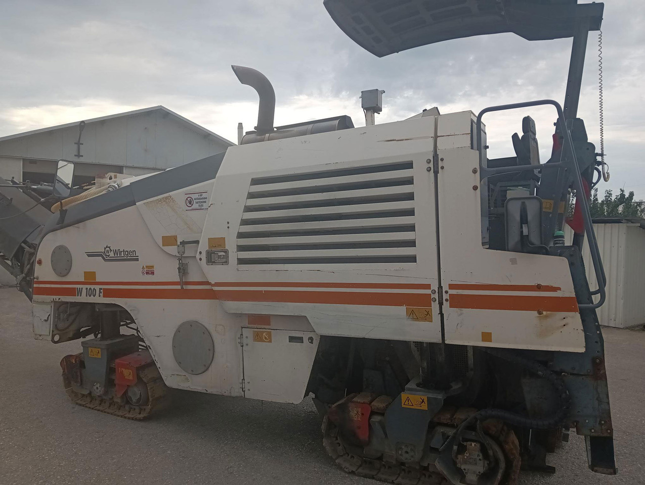 Wirtgen W 100 F - מקצועה חשמלית קרה: תמונה 2 Wirtgen W 100 F - מקצועה חשמלית קרה: תמונה 2