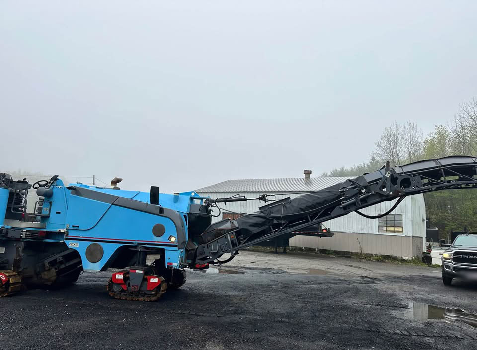 Wirtgen W 120 Fi - מקצועה חשמלית קרה: תמונה 1 Wirtgen W 120 Fi - מקצועה חשמלית קרה: תמונה 1