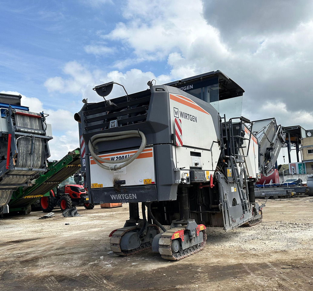 Wirtgen W 200 Fi - מקצועה חשמלית קרה: תמונה 5 Wirtgen W 200 Fi - מקצועה חשמלית קרה: תמונה 5