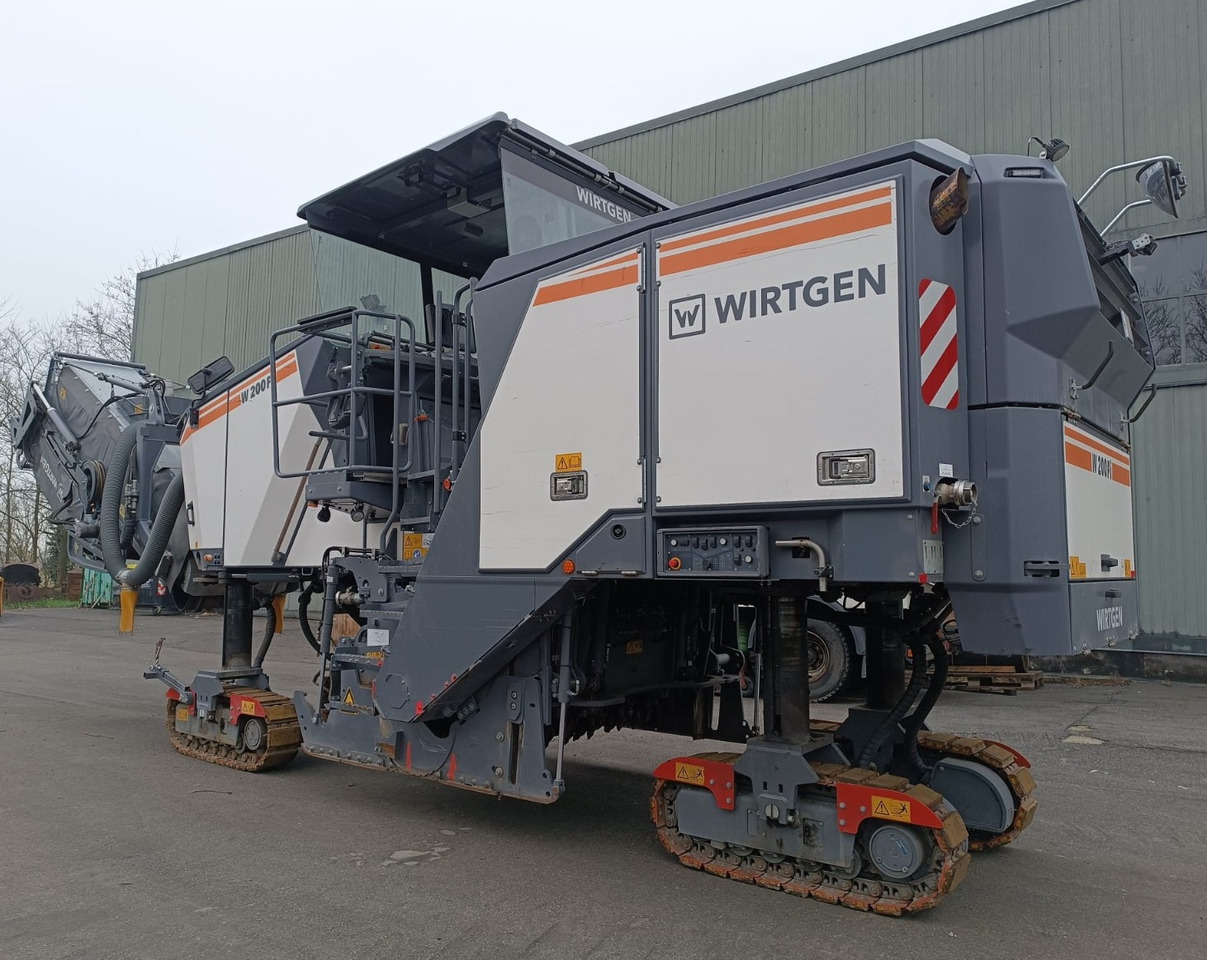 Wirtgen W 200 Fi - מקצועה חשמלית קרה: תמונה 5 Wirtgen W 200 Fi - מקצועה חשמלית קרה: תמונה 5