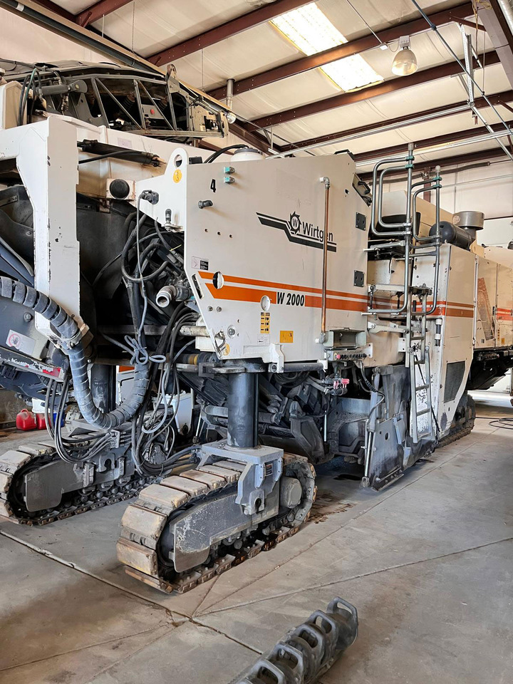 Wirtgen W 2000 - מקצועה חשמלית קרה: תמונה 1 Wirtgen W 2000 - מקצועה חשמלית קרה: תמונה 1