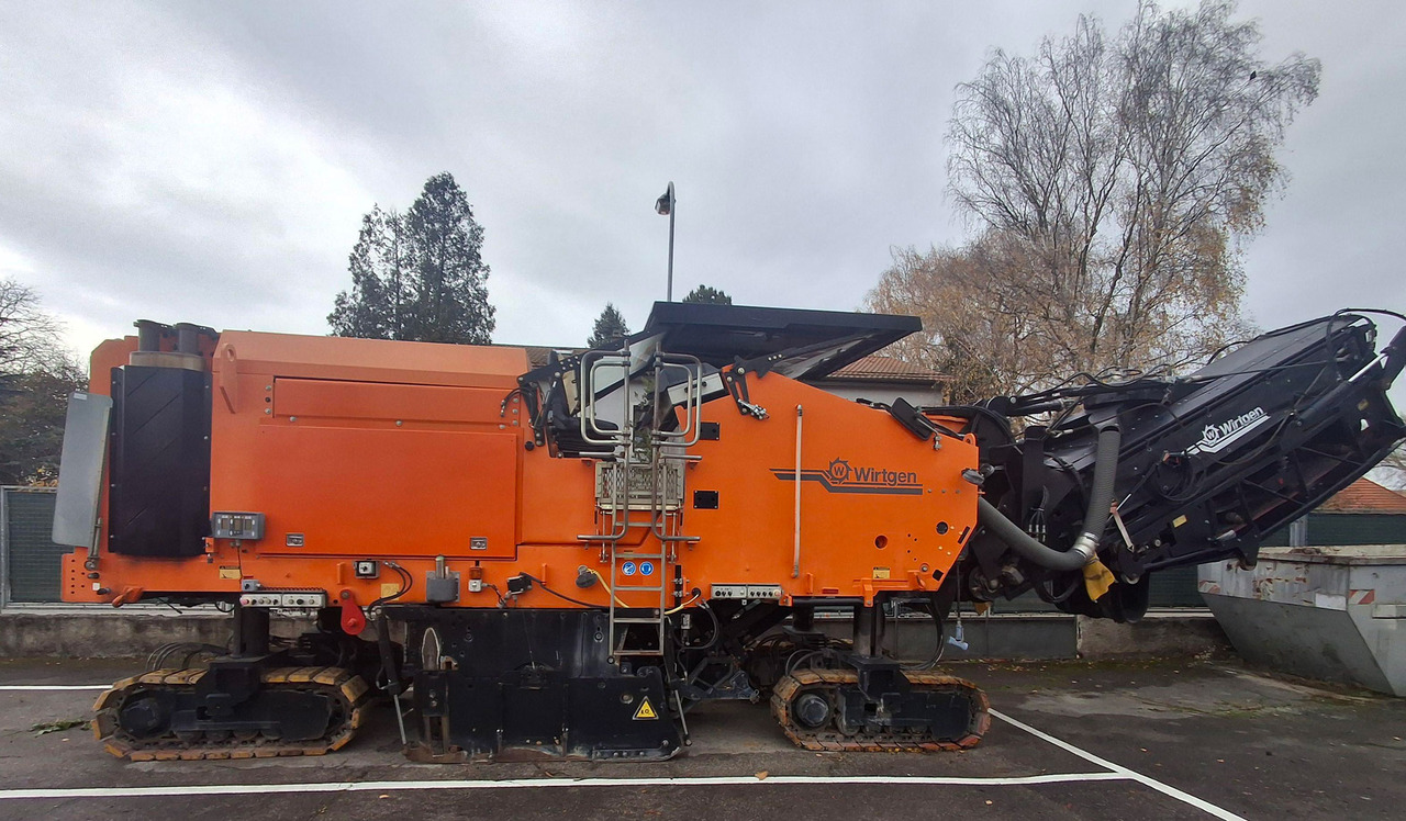 Wirtgen W 2000 - מקצועה חשמלית קרה: תמונה 2 Wirtgen W 2000 - מקצועה חשמלית קרה: תמונה 2