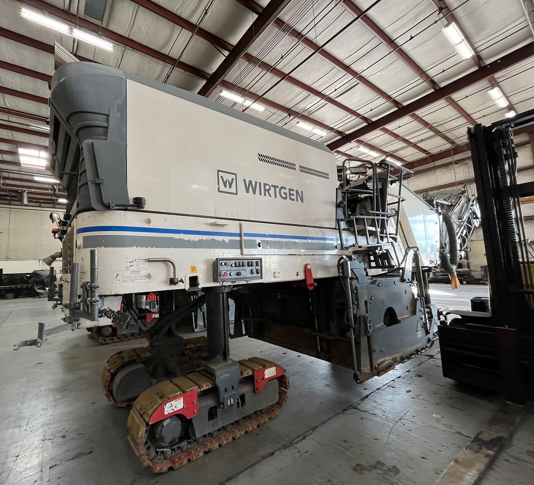 Wirtgen W 210 i - מקצועה חשמלית קרה: תמונה 3 Wirtgen W 210 i - מקצועה חשמלית קרה: תמונה 3