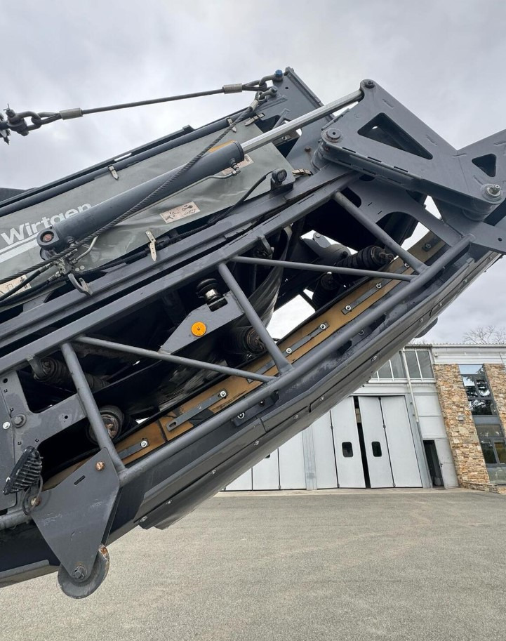 Wirtgen W 220 - מקצועה חשמלית קרה: תמונה 4 Wirtgen W 220 - מקצועה חשמלית קרה: תמונה 4