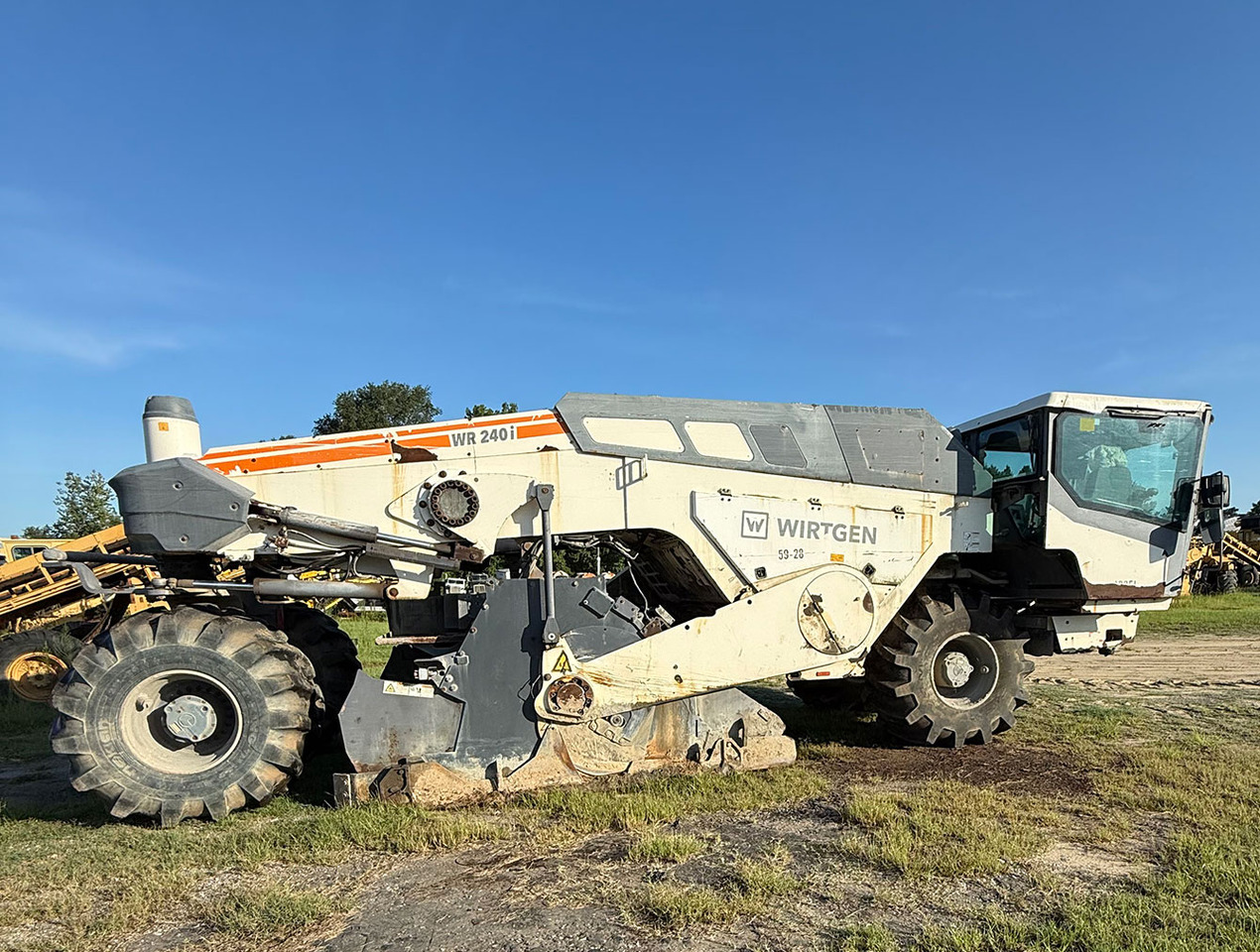 Wirtgen WR 240 I - מייצב קרקע: תמונה 2 Wirtgen WR 240 I - מייצב קרקע: תמונה 2