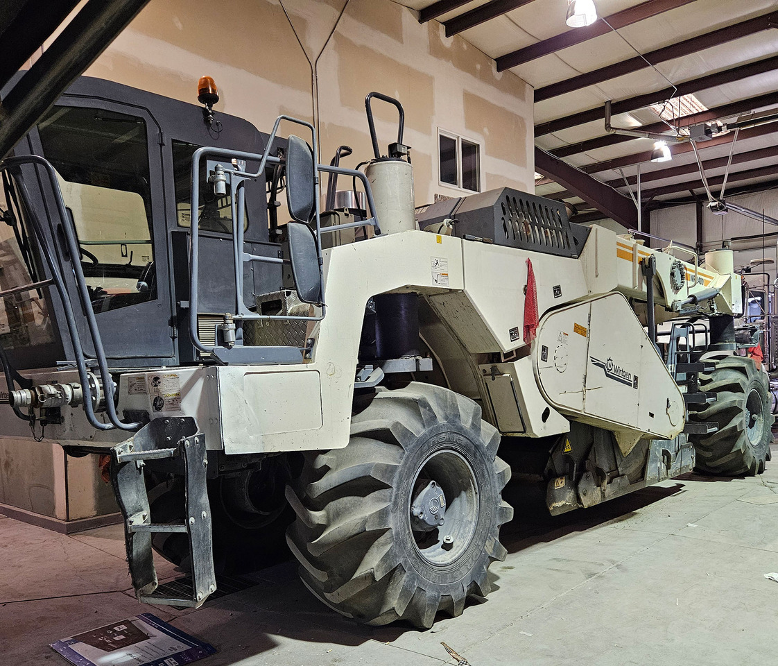 Wirtgen WR 2400 - מייצב קרקע: תמונה 3 Wirtgen WR 2400 - מייצב קרקע: תמונה 3
