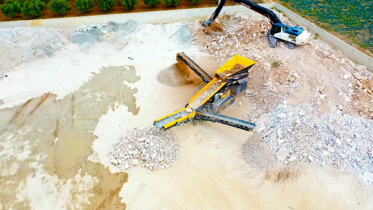 חָדָשׁ מגרסה ניידת FABO Mobile crusher: תמונה 15