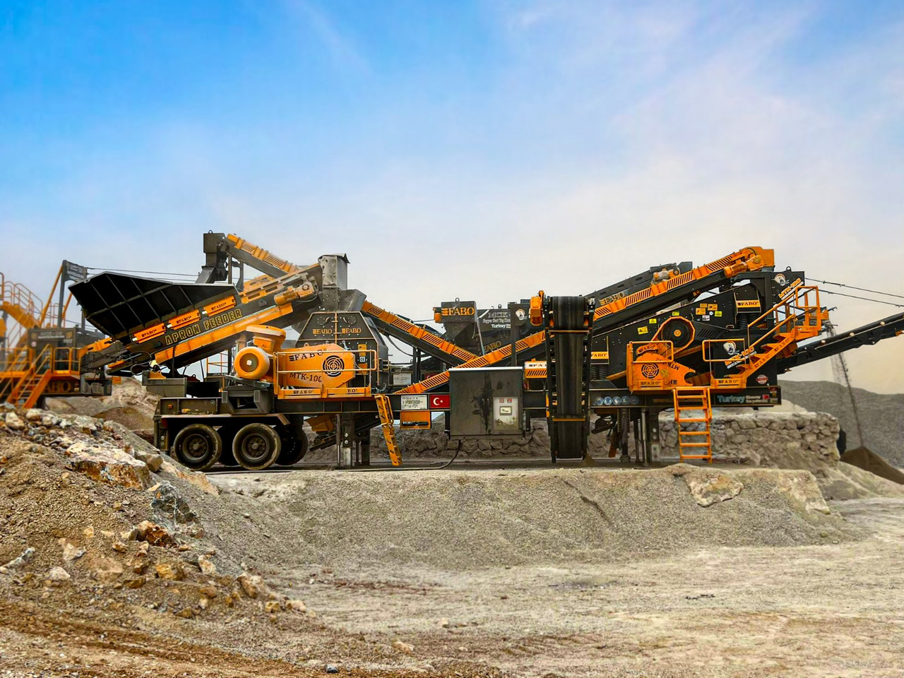 FABO Mobile crusher - מגרסה ניידת: תמונה 3 FABO Mobile crusher - מגרסה ניידת: תמונה 3