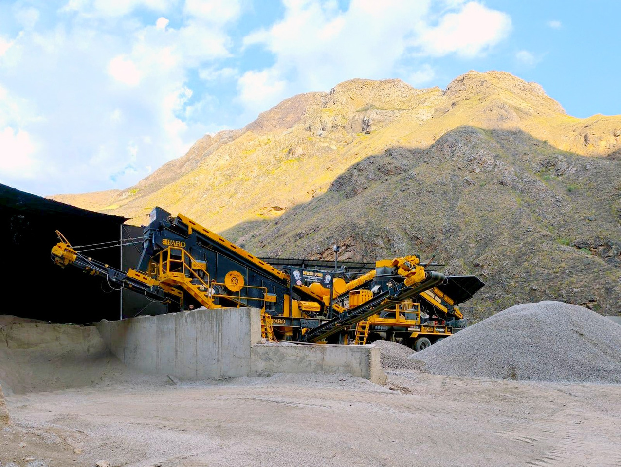 FABO Mobile crusher - מגרסה ניידת: תמונה 1 FABO Mobile crusher - מגרסה ניידת: תמונה 1