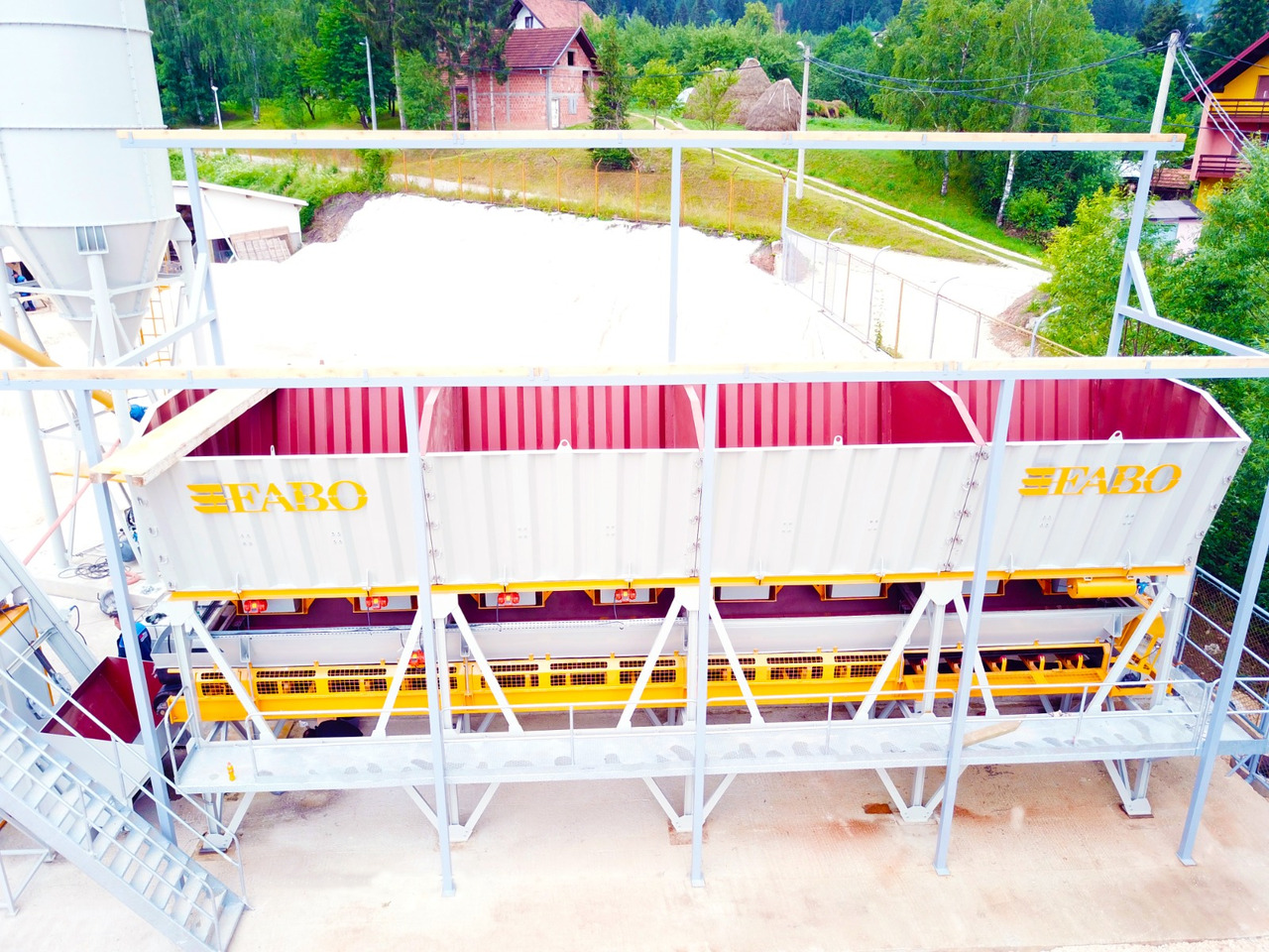 FABO compact concrete plant - מנחית בטון: תמונה 5 FABO compact concrete plant - מנחית בטון: תמונה 5