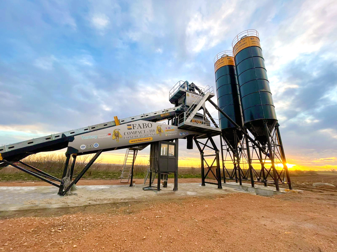 FABO compact concrete plant - מנחית בטון: תמונה 4 FABO compact concrete plant - מנחית בטון: תמונה 4