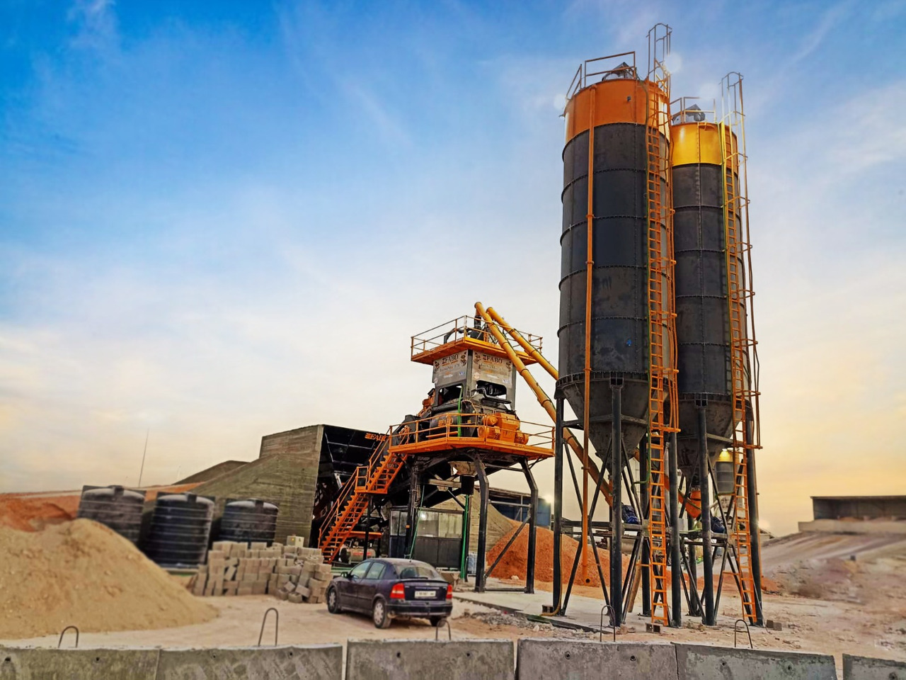 FABO compact concrete plant - מנחית בטון: תמונה 4 FABO compact concrete plant - מנחית בטון: תמונה 4