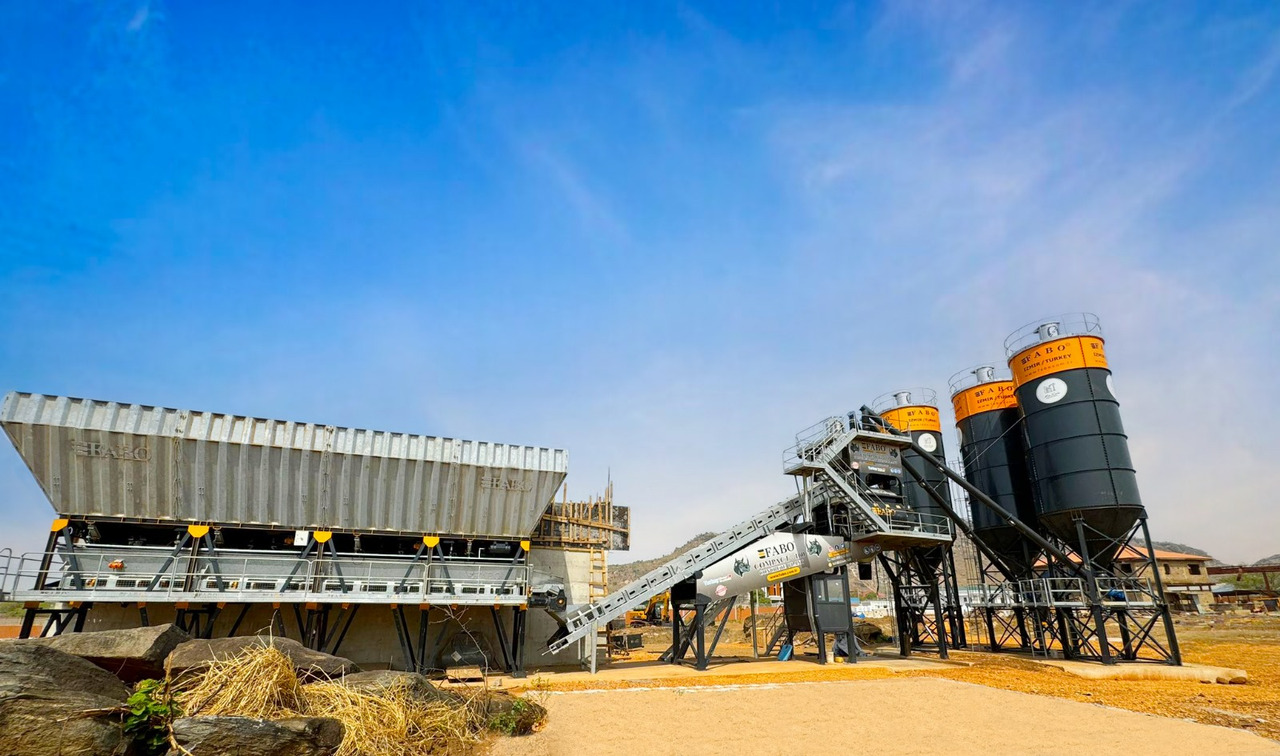 FABO compact concrete plant - מנחית בטון: תמונה 1 FABO compact concrete plant - מנחית בטון: תמונה 1