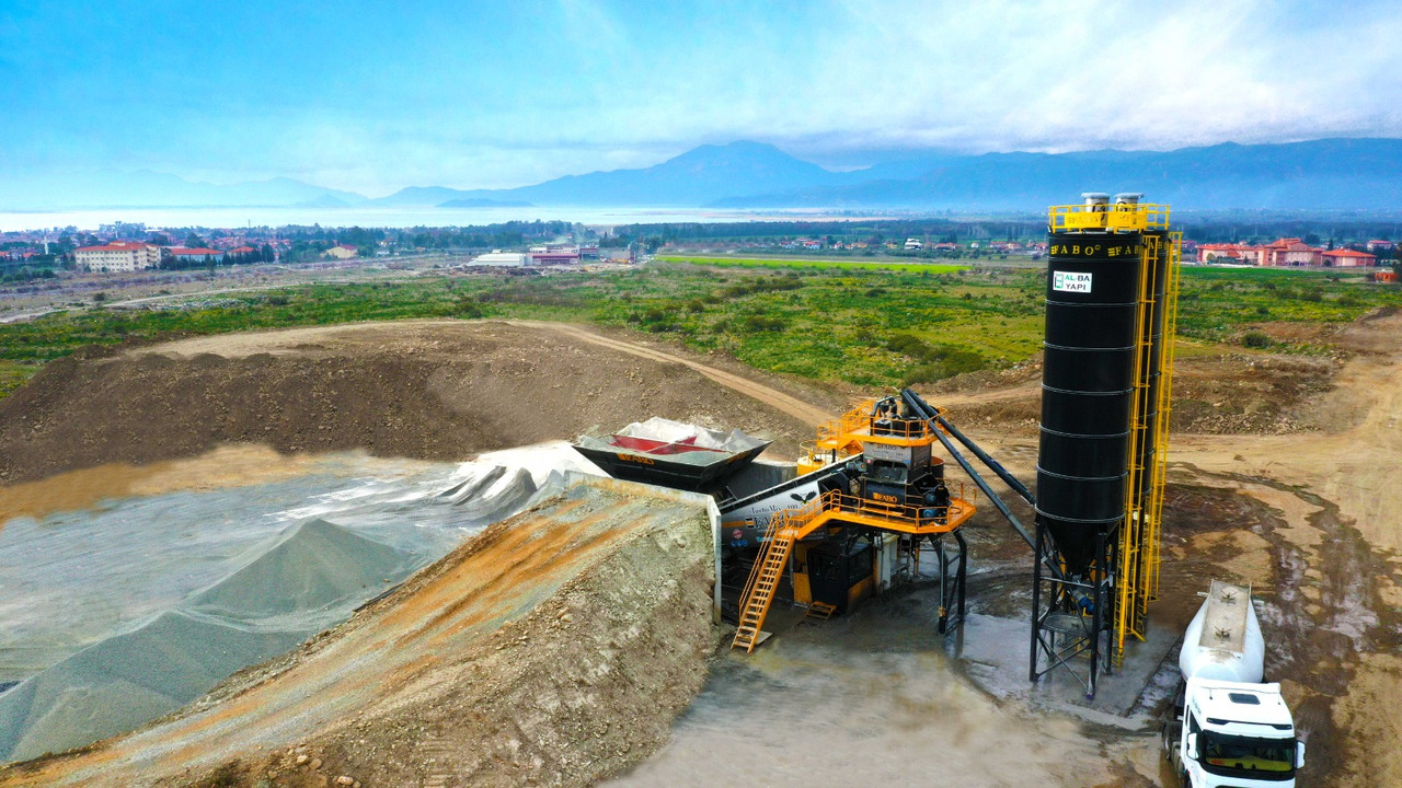 FABO mobile concrete batching plant - מנחית בטון: תמונה 3 FABO mobile concrete batching plant - מנחית בטון: תמונה 3