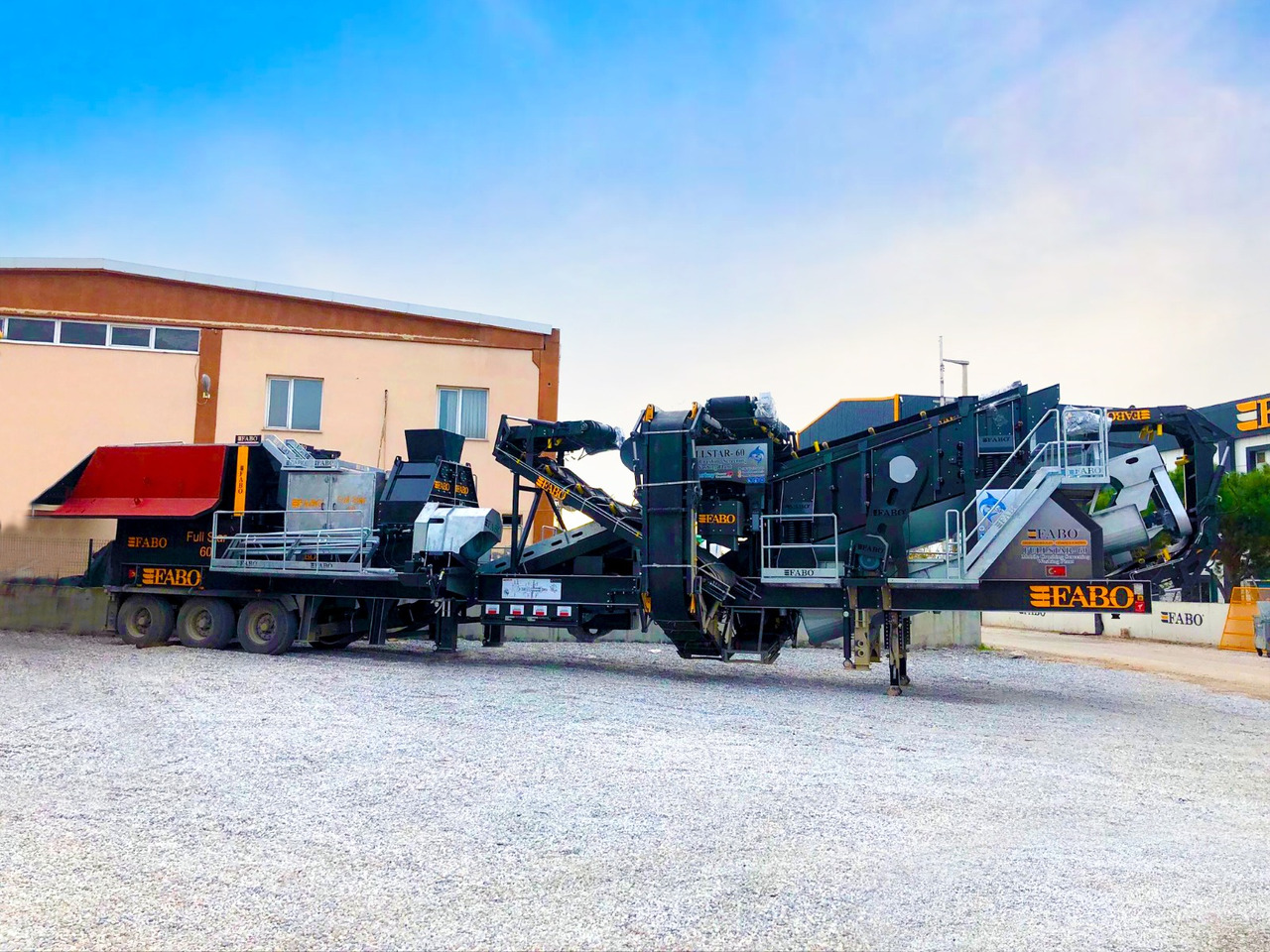 חָדָשׁ מגרסת מלחציים FABO mobile jaw crusher: תמונה 9