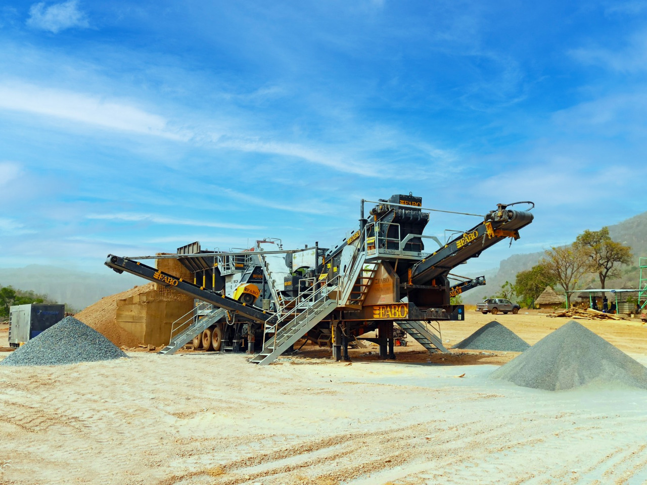 FABO mobile jaw crusher - מגרסת מלחציים: תמונה 1 FABO mobile jaw crusher - מגרסת מלחציים: תמונה 1