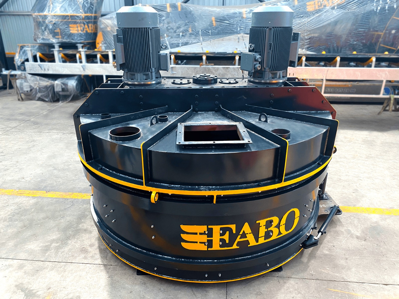 FABO twin shaft mixer - מערבל בטון: תמונה 1 FABO twin shaft mixer - מערבל בטון: תמונה 1