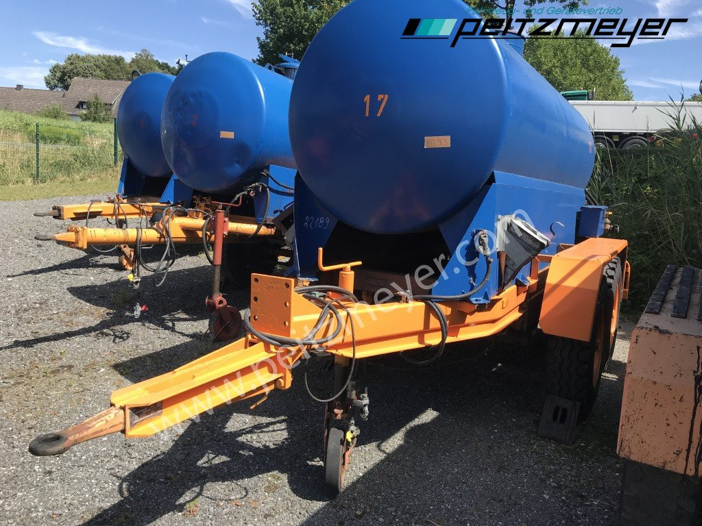 BATHE TANDEMANHÄNGER Bitum / Teerkocher 3,5 m³ Hatz DIesel 1 D 81 C - מפיץ אספלט: תמונה 4 BATHE TANDEMANHÄNGER Bitum / Teerkocher 3,5 m³ Hatz DIesel 1 D 81 C - מפיץ אספלט: תמונה 4
