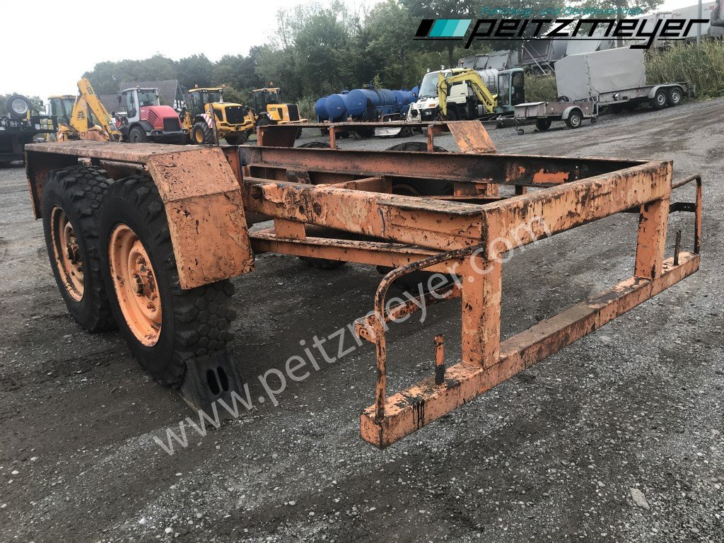 BATHE TANDEMANHÄNGER Fahrgestell für Unimog - קרון נגרר שלדה: תמונה 2 BATHE TANDEMANHÄNGER Fahrgestell für Unimog - קרון נגרר שלדה: תמונה 2