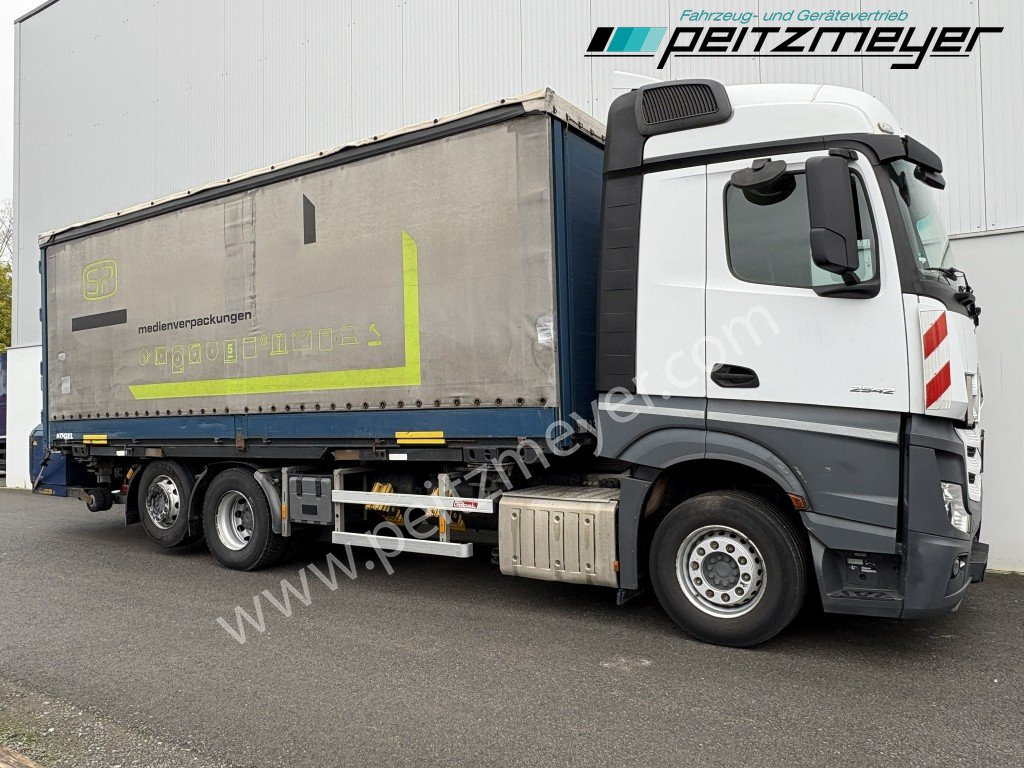 MERCEDES-BENZ Actros 2542 LL BDF Pritsche + Mitnahmestapler komplett - משאית וילונות צד: תמונה 2 MERCEDES-BENZ Actros 2542 LL BDF Pritsche + Mitnahmestapler komplett - משאית וילונות צד: תמונה 2