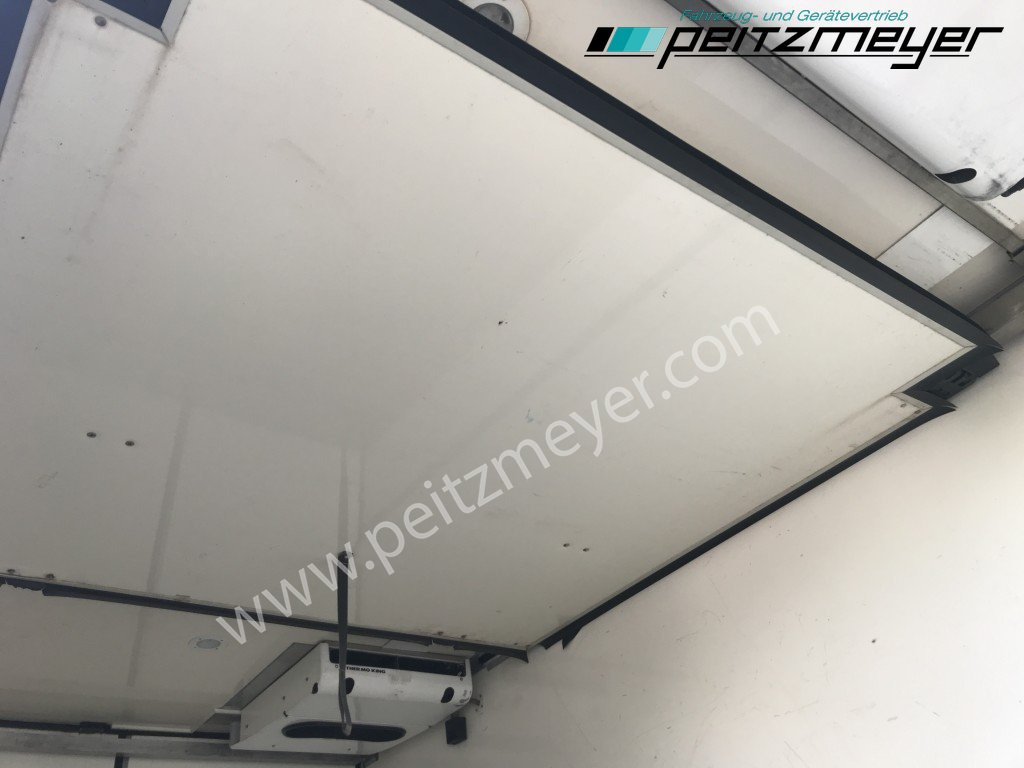משאית קירור MERCEDES-BENZ Atego 818 L Tiefkühlkoffer m. Trennwand, Thermo T 800, LBW, Klima: תמונה 27