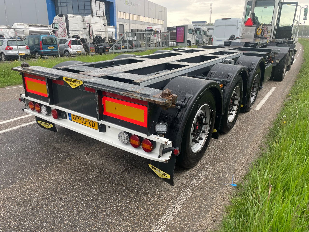 Broshuis Mfcc 20-30-40-45 FT HC / Disc brakes / Lifting axle / led / NL trailer/ - סמיטריילר מוביל מכולות/ החלפת גוף: תמונה 4 Broshuis Mfcc 20-30-40-45 FT HC / Disc brakes / Lifting axle / led / NL trailer/ - סמיטריילר מוביל מכולות/ החלפת גוף: תמונה 4