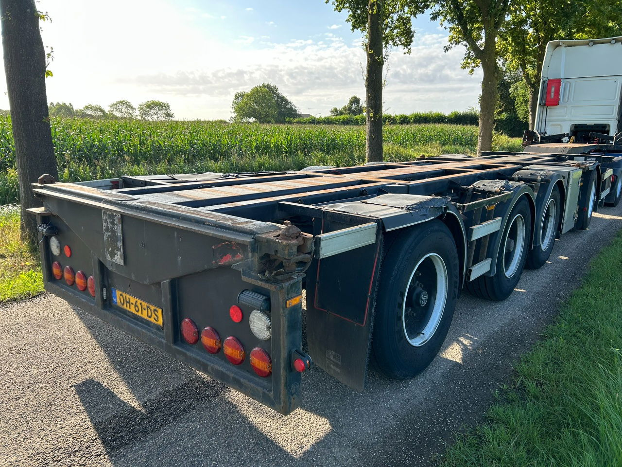 Nooteboom D-tec CT-53-04D combi chassis apk/tuf 9-2025 gvw 53000 kg - סמיטריילר מוביל מכולות/ החלפת גוף: תמונה 4 Nooteboom D-tec CT-53-04D combi chassis apk/tuf 9-2025 gvw 53000 kg - סמיטריילר מוביל מכולות/ החלפת גוף: תמונה 4