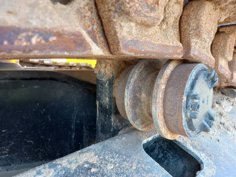 מחפר סורק Cat 350 (Abu Dhabi): תמונה 13