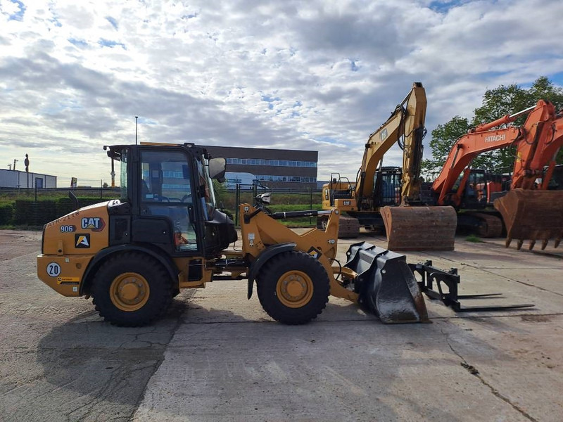 Cat 906 (Bucket+Forks) - מעמיס גלגלים: תמונה 5 Cat 906 (Bucket+Forks) - מעמיס גלגלים: תמונה 5