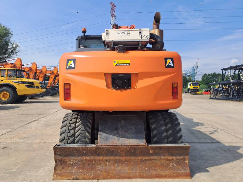 Hitachi ZX170W-5B - מחפר גלגלים: תמונה 3 Hitachi ZX170W-5B - מחפר גלגלים: תמונה 3