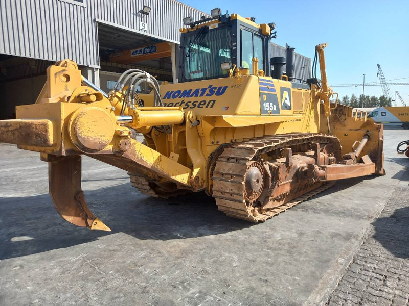 Komatsu D155A-6R (4 pieces available - Abu Dhabi) - דחפור: תמונה 3 Komatsu D155A-6R (4 pieces available - Abu Dhabi) - דחפור: תמונה 3
