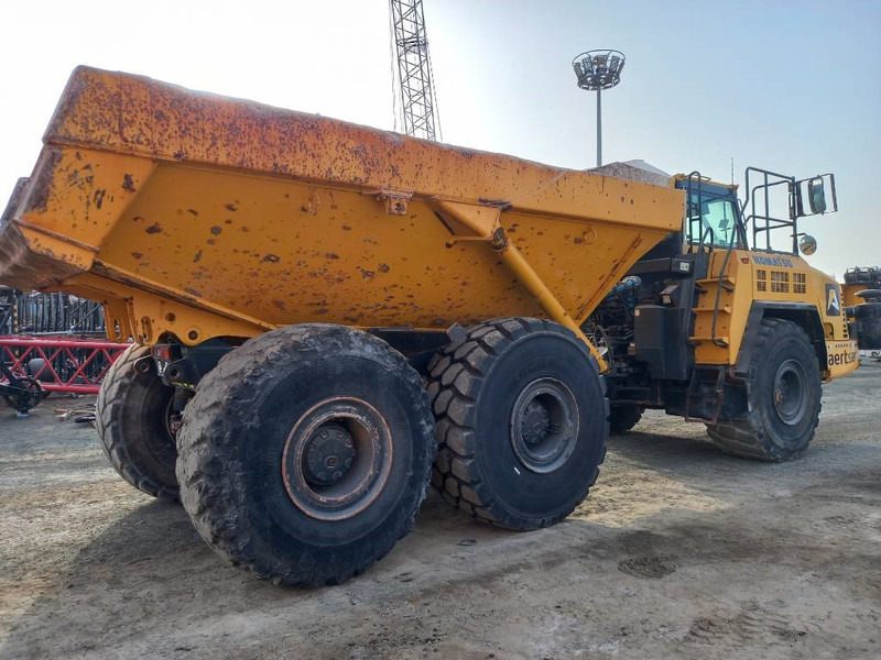Komatsu HM400-3R (4 pcs available in Abu Dhabi) - מסיר פסולת מפרקי: תמונה 3 Komatsu HM400-3R (4 pcs available in Abu Dhabi) - מסיר פסולת מפרקי: תמונה 3