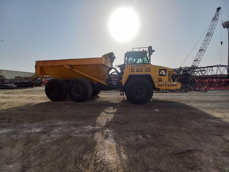 Komatsu HM400-3R (4 pcs available in Abu Dhabi) - מסיר פסולת מפרקי: תמונה 3 Komatsu HM400-3R (4 pcs available in Abu Dhabi) - מסיר פסולת מפרקי: תמונה 3
