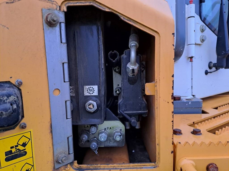 Liebherr PR 736 LGP - דחפור: תמונה 4 Liebherr PR 736 LGP - דחפור: תמונה 4