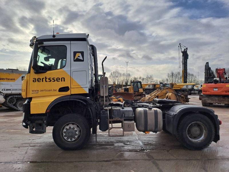Mercedes-Benz Arocs 2045 - יחידת טרקטור: תמונה 1 Mercedes-Benz Arocs 2045 - יחידת טרקטור: תמונה 1