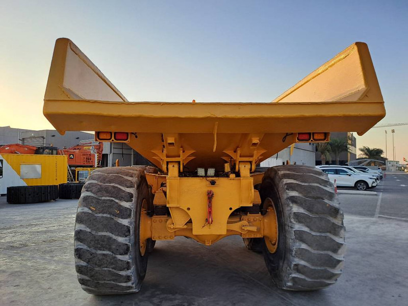 Volvo A40F (Abu Dhabi) - מסיר פסולת מפרקי: תמונה 3 Volvo A40F (Abu Dhabi) - מסיר פסולת מפרקי: תמונה 3