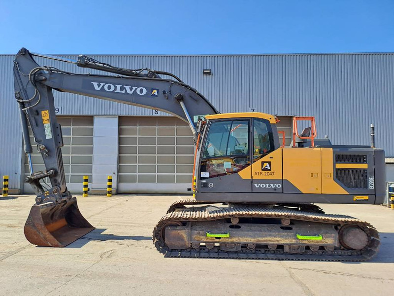 Volvo EC220EL - מחפר סורק: תמונה 1 Volvo EC220EL - מחפר סורק: תמונה 1