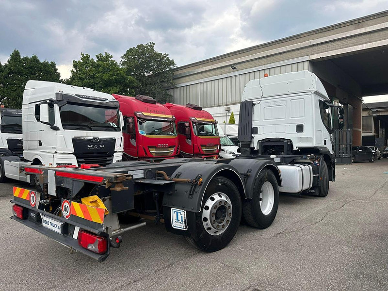 Iveco Stralis 460 - משאית עם שלדת תא: תמונה 4 Iveco Stralis 460 - משאית עם שלדת תא: תמונה 4