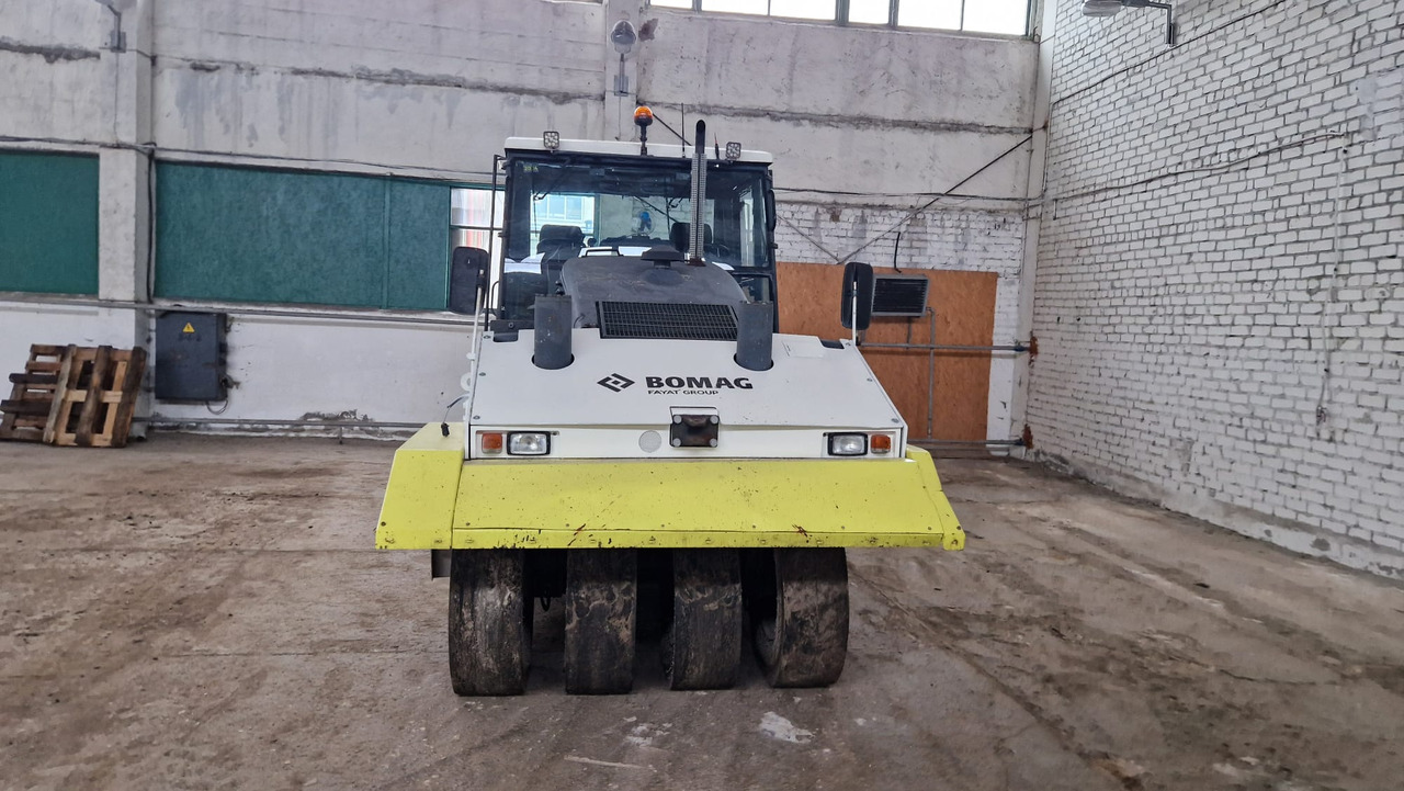 BOMAG BW24 R - רולר פניאומטי: תמונה 4 BOMAG BW24 R - רולר פניאומטי: תמונה 4