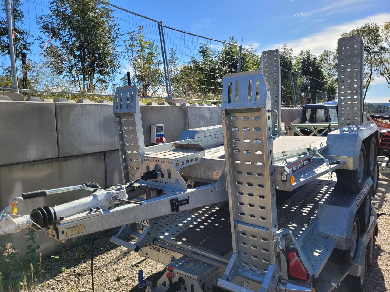 BRIAN JAMES TRAILERS P DRAW 2400. 3500kg, - קרון נגרר: תמונה 1 BRIAN JAMES TRAILERS P DRAW 2400. 3500kg, - קרון נגרר: תמונה 1
