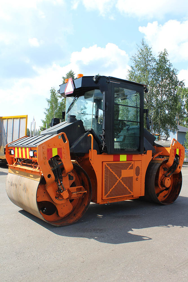 CATERPILLAR CD10 - רולר כביש: תמונה 2 CATERPILLAR CD10 - רולר כביש: תמונה 2