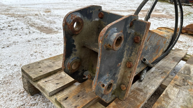 INDECO HP200 - פטיש הידרולי עבור מחפר: תמונה 4 INDECO HP200 - פטיש הידרולי עבור מחפר: תמונה 4