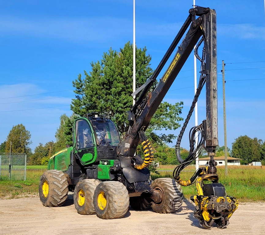 JOHN DEERE 1070 E - מקצרת יערות: תמונה 3 JOHN DEERE 1070 E - מקצרת יערות: תמונה 3